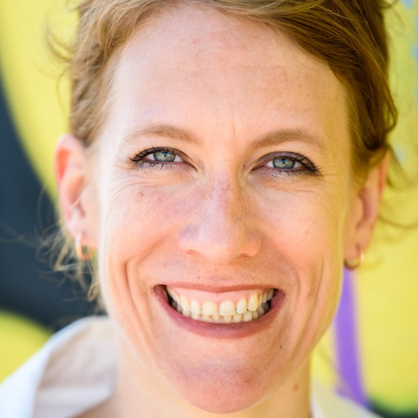 Dr.<sup>in</sup> Charlotte Cordes