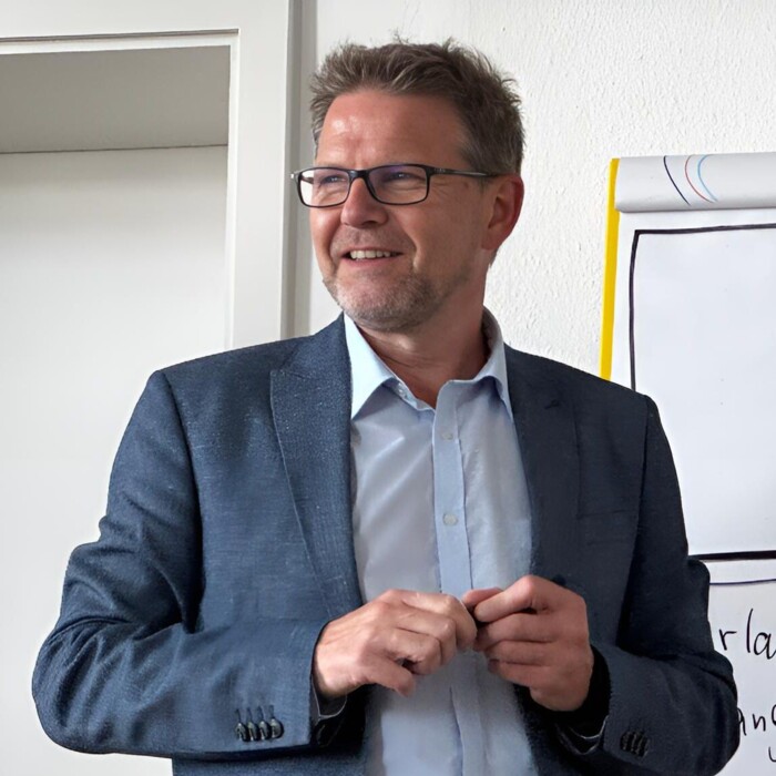 Prof. Dr. Holger Lindemann